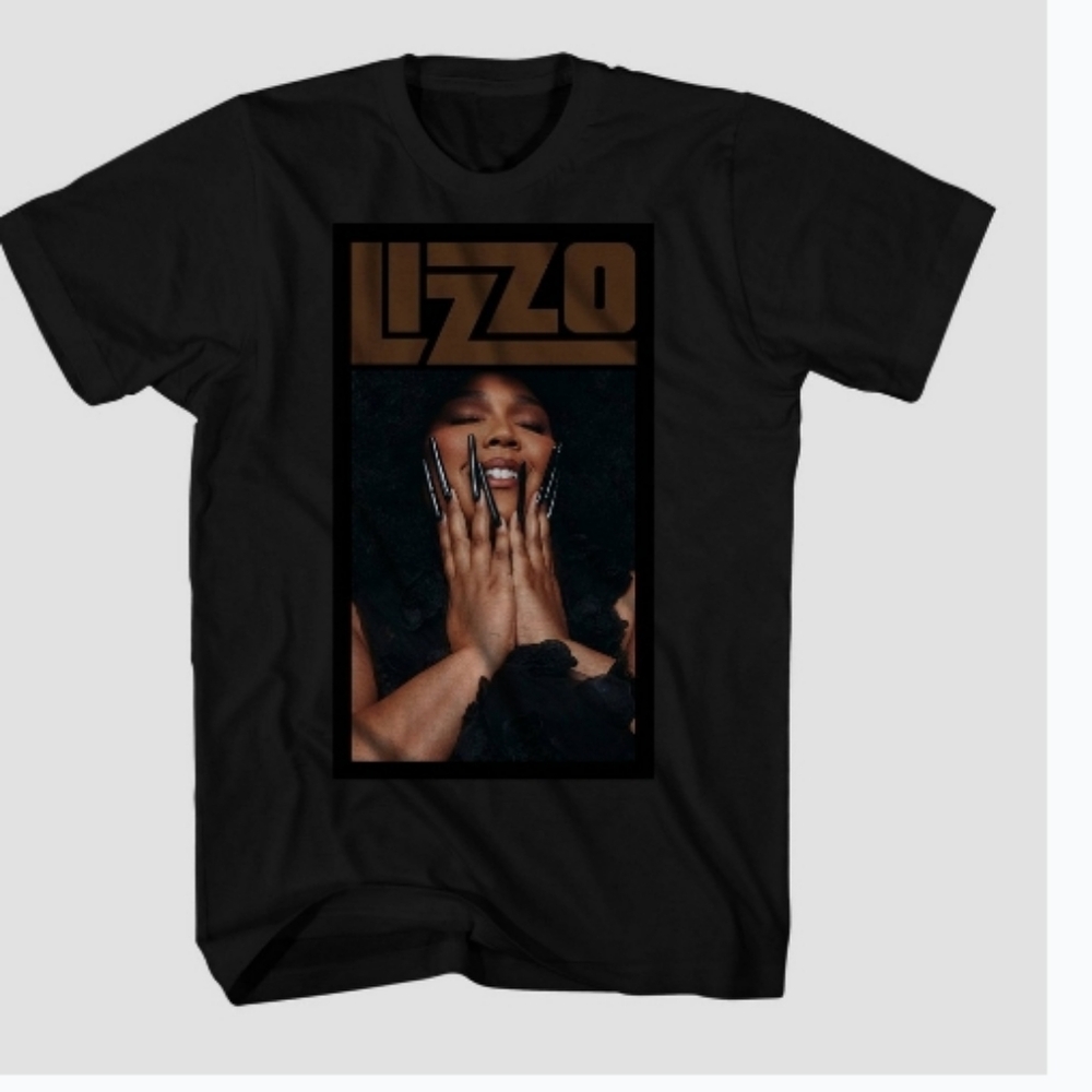 #36 Men's Lizzo short sleeve graphic tshirt